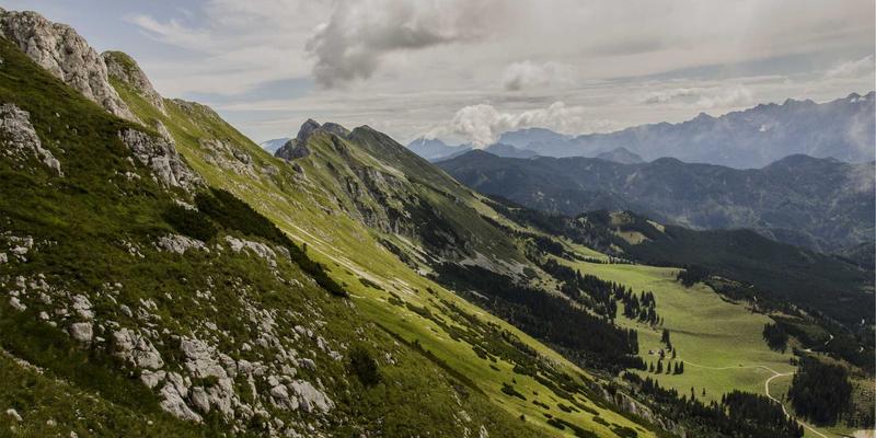 从广撒网到精准狙击：丰色传媒如何用ABM策略实现B2B品牌策划的指数级增长